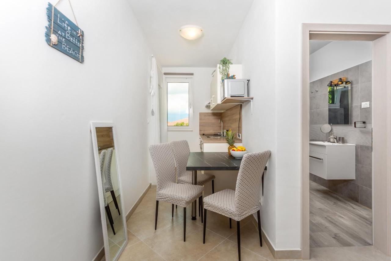 Divine Apartments باشْكا المظهر الخارجي الصورة