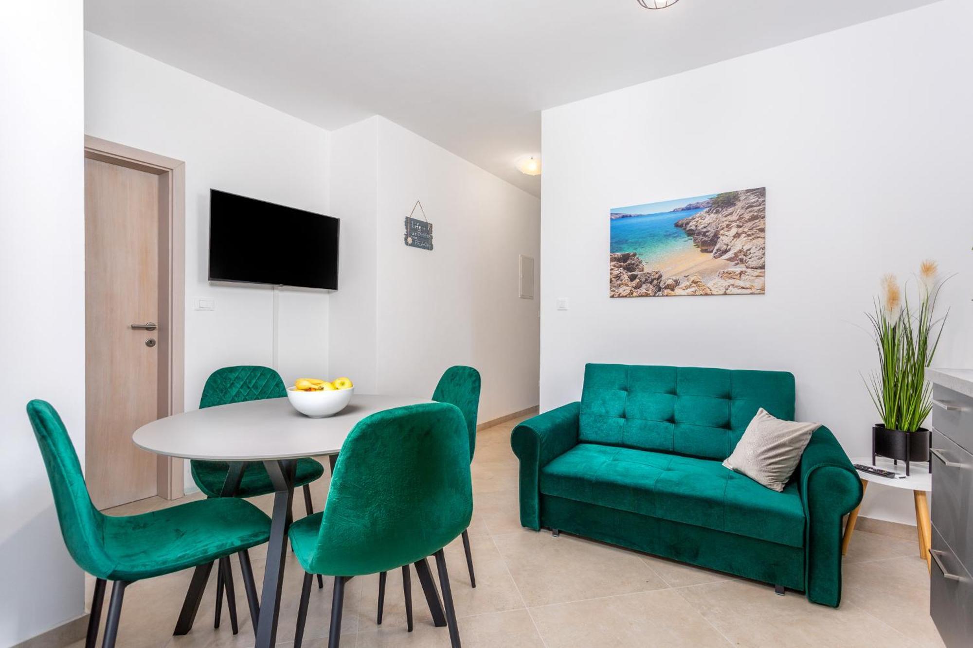 Divine Apartments باشْكا المظهر الخارجي الصورة