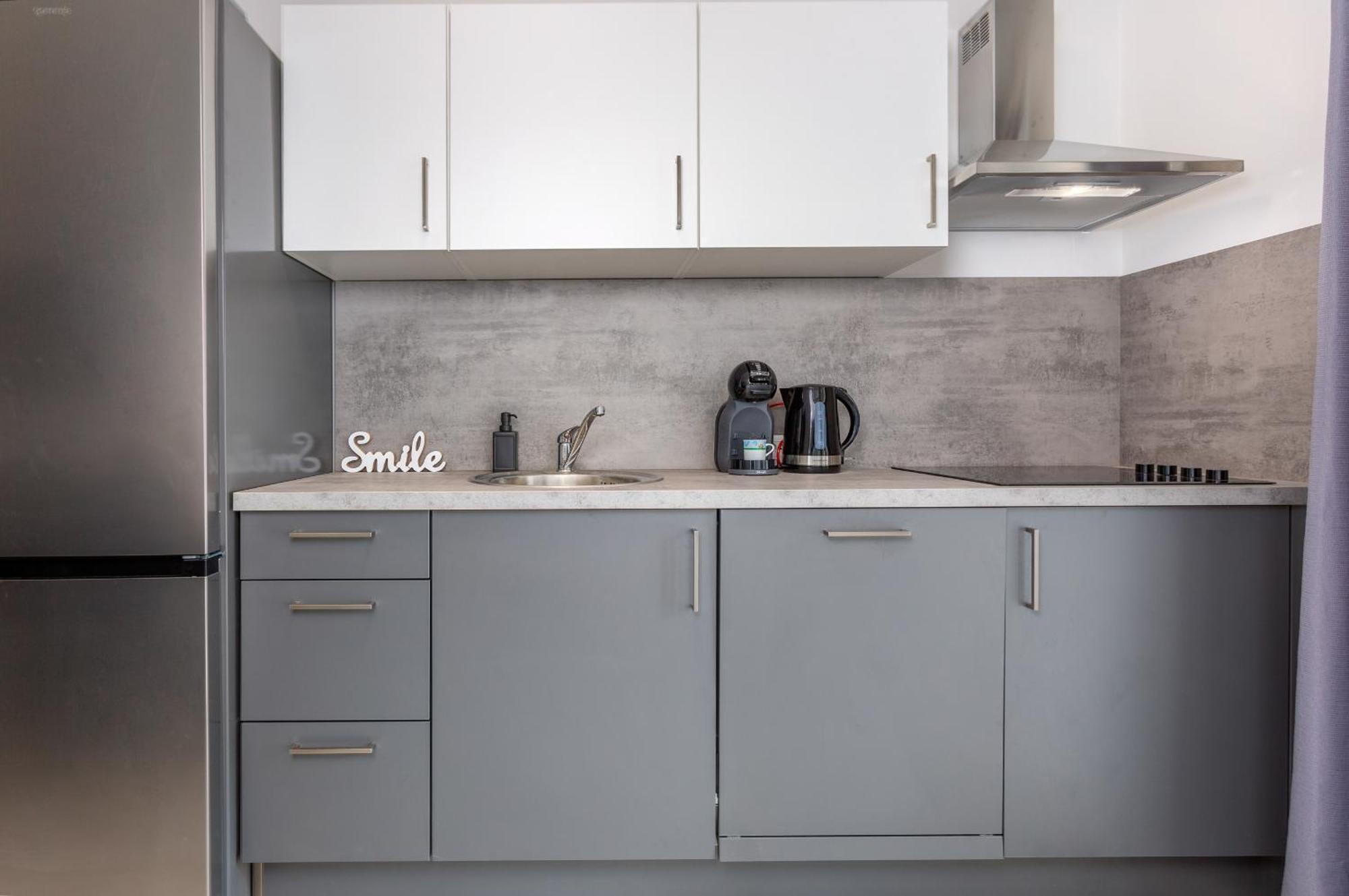 Divine Apartments باشْكا المظهر الخارجي الصورة